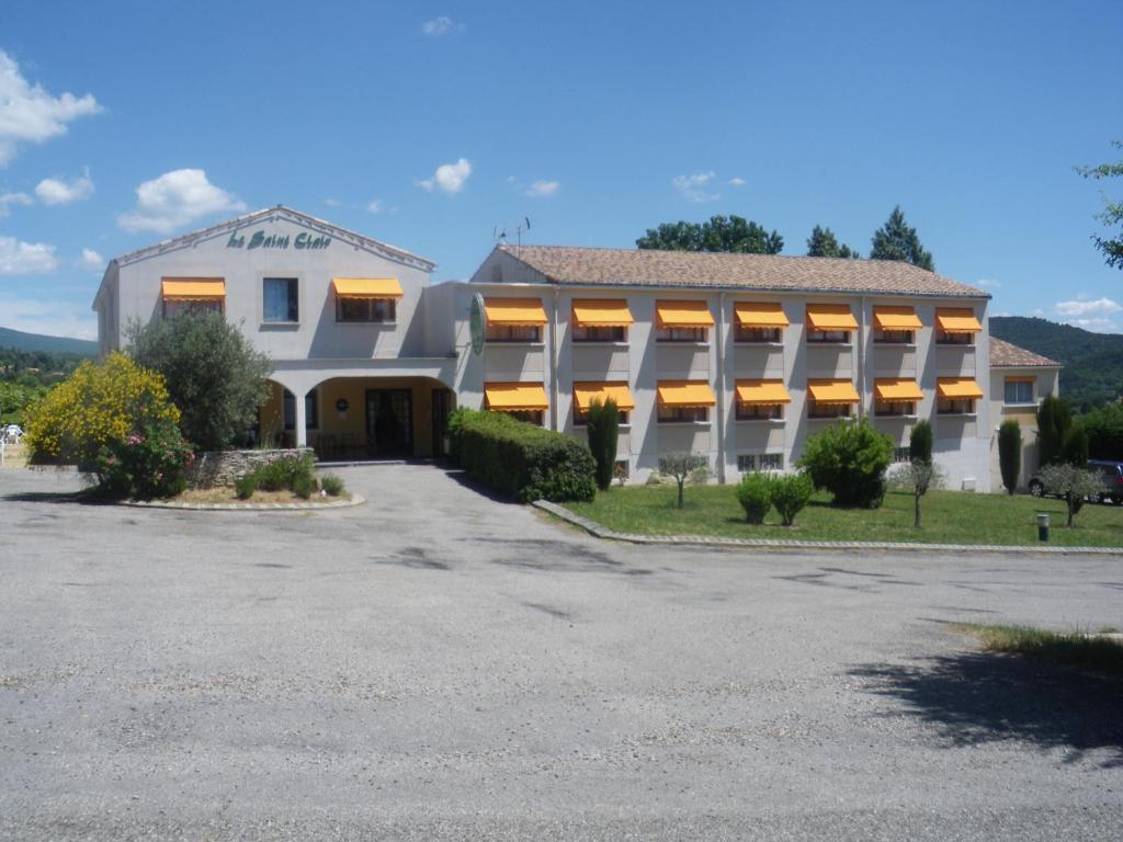 Hôtel Saint Clair Saint-Étienne-les-Orgues Exterior foto
