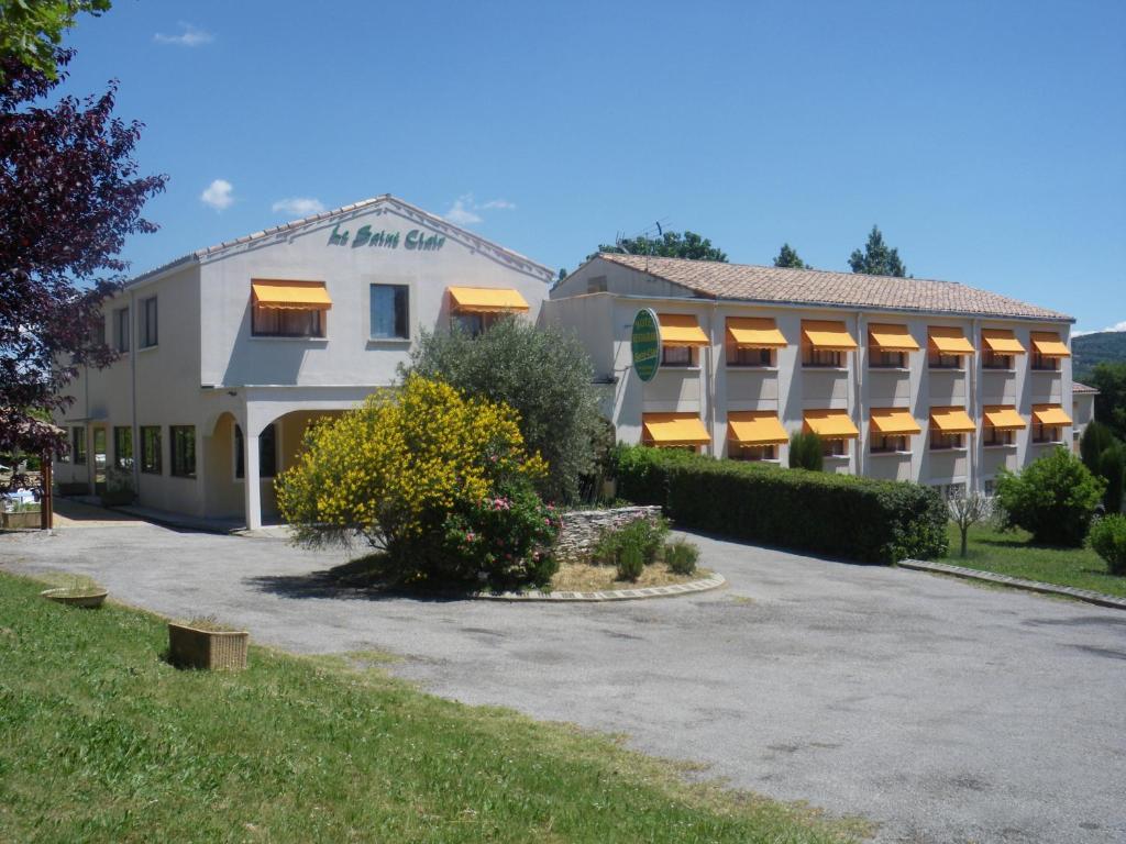 Hôtel Saint Clair Saint-Étienne-les-Orgues Exterior foto